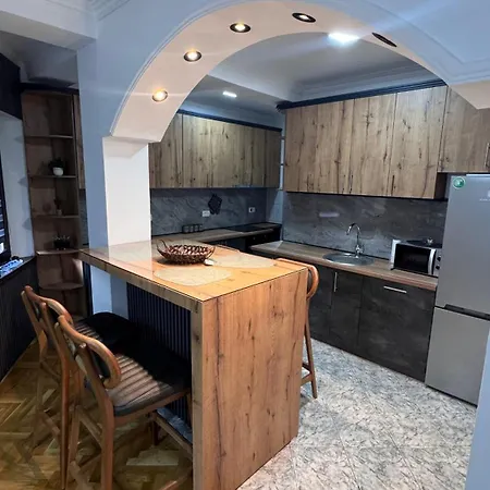 Urban Square Rent アパート *